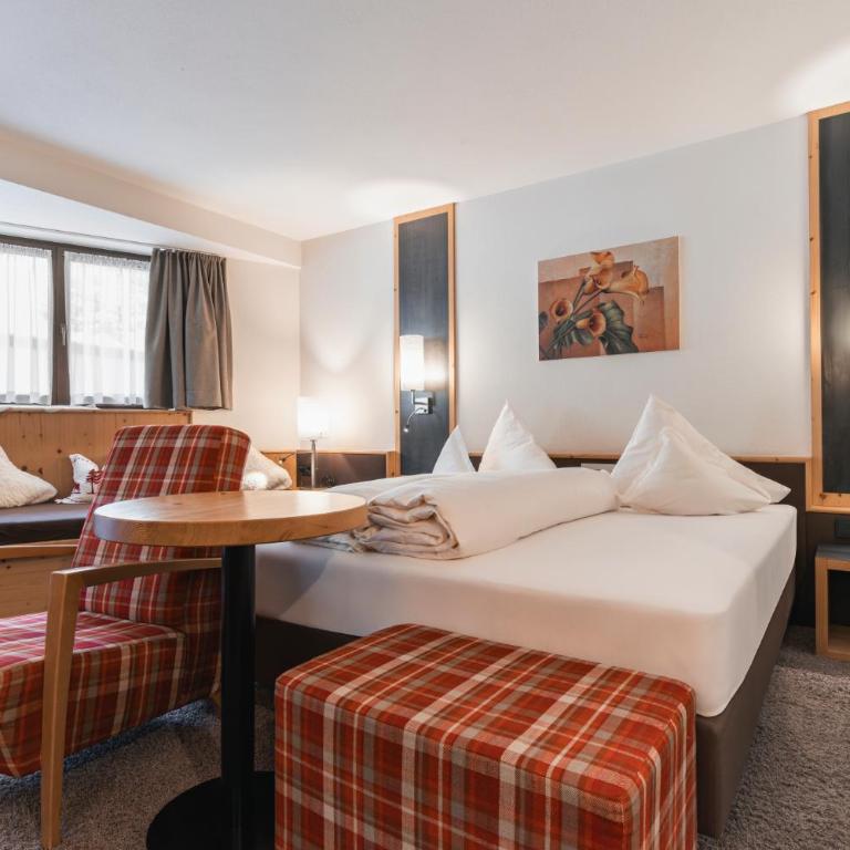 Hotel Jerzner Hof 4 Sterne Superior - Doppelzimmer mit Balkon - 5