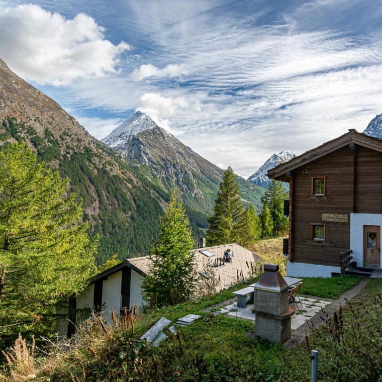 CHALET MOUTON a 4-Bedroom Alpine Chic Escape in Saas-Fee - Chalet - 28