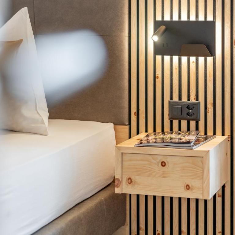Hotel Bellaval Scuol - Doppelzimmer - 11