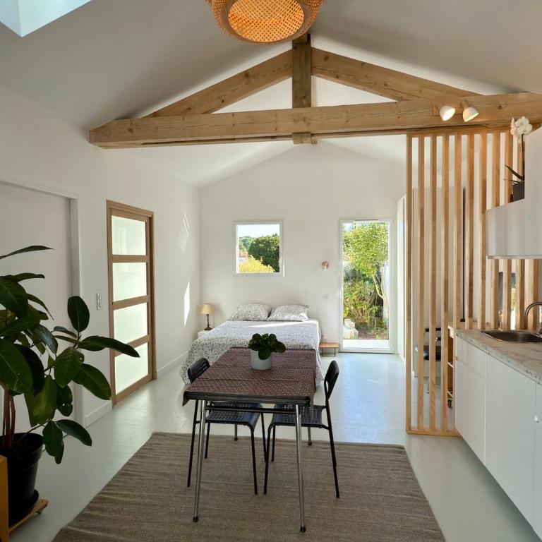 Grand studio mitoyen, calme et indépendant - Forêt et plages à Anglet - Apartment mit 1 Schlafzimmer - 4