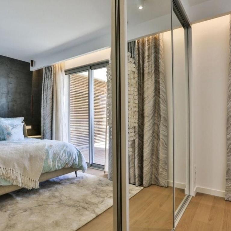 Le 120 m2 - luxe, piscine, terrasse et garage - Appartement 3 Chambres avec Vue - 17