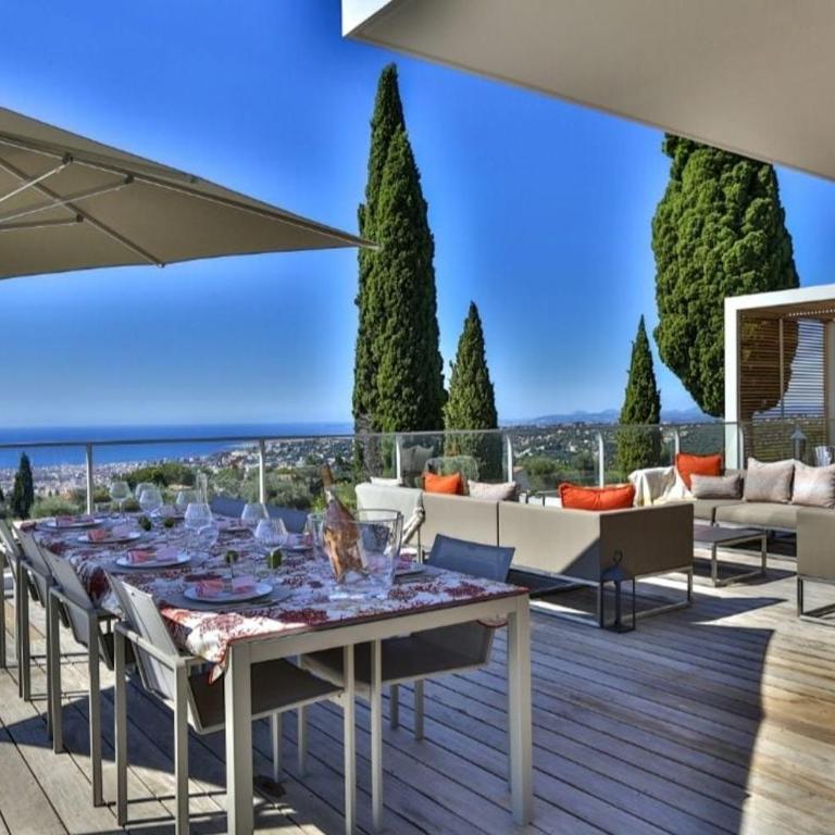 Le 120 m2 - luxe, piscine, terrasse et garage - Appartement 3 Chambres avec Vue - 8