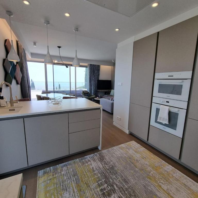 Le 120 m2 - luxe, piscine, terrasse et garage - Appartement 3 Chambres avec Vue - 18