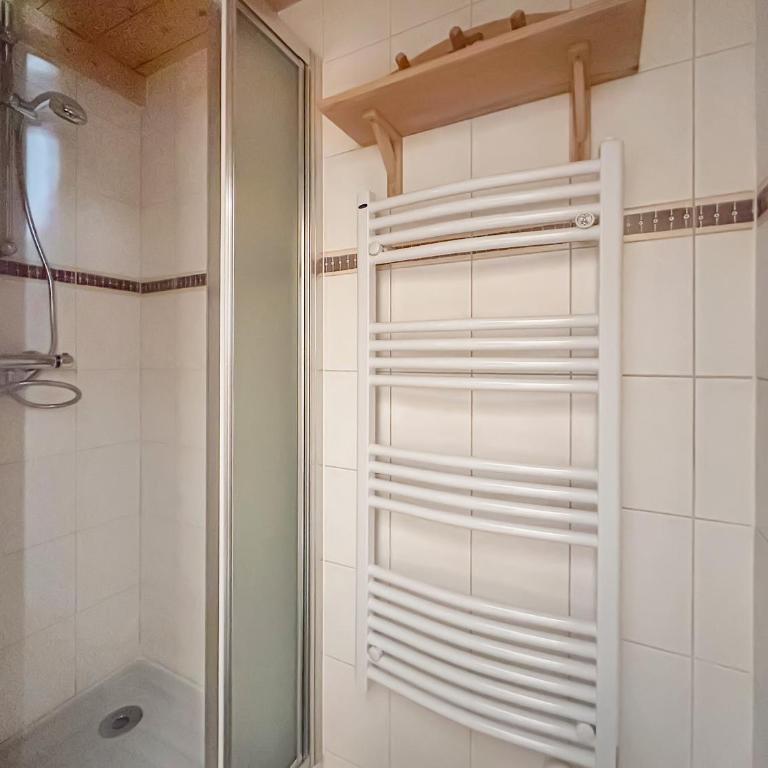 PE317 - 4 pieces 6 a 7 pers proximite centre - Apartment mit 3 Schlafzimmern und Bergblick - 14