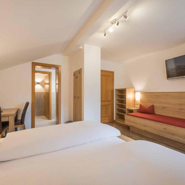 Pension Bergwelt - Doppelzimmer - 16
