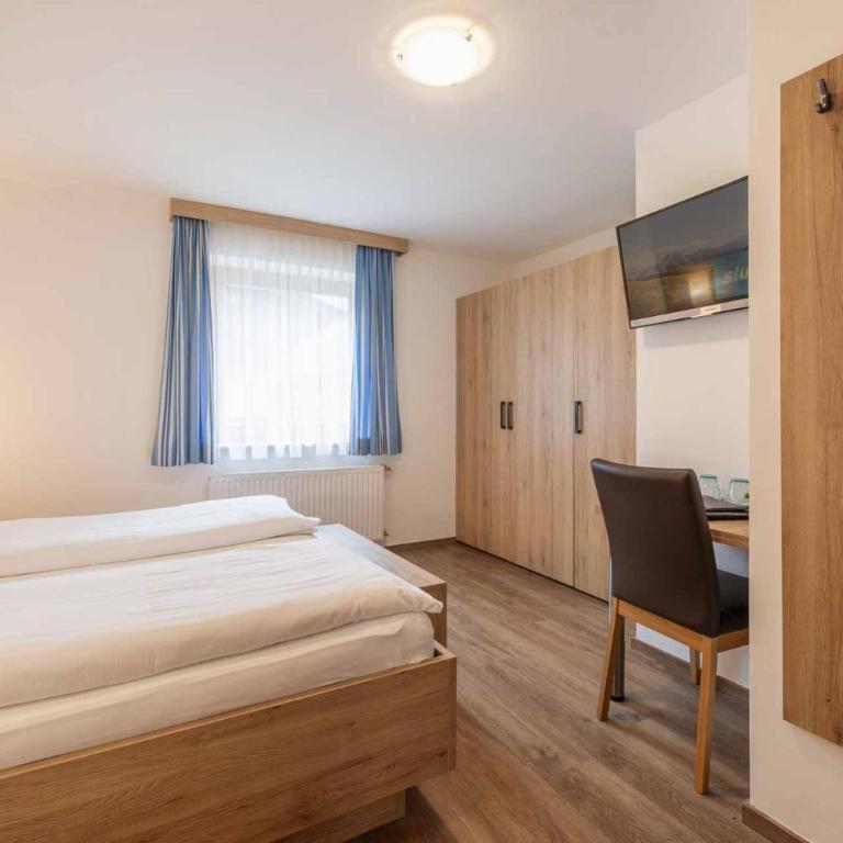 Pension Bergwelt - Doppelzimmer - 8