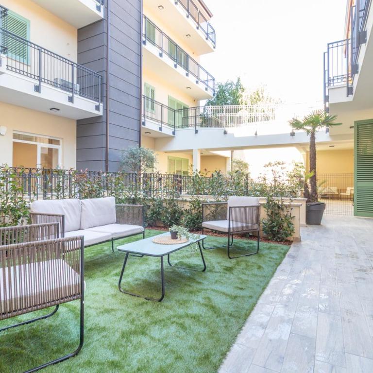 S&M APARTMENTS "Casa iago" appartamento di lusso con giardino a Monza - Studio-Apartment - 23