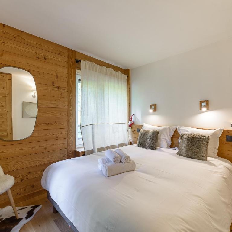 Les Balcons des Aravis - Prestigieux appartement au coeur de La Clusaz - Three-Bedroom Apartment with Balcony - 8