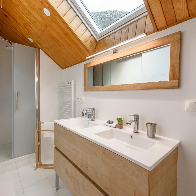 Maison Horizon - Charmante propriété familiale avec jardins & jeux - Maison de Vacances 3 Chambres - 7