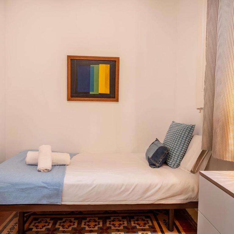 Luxury Business Apartment Gran Vía - 2 rooms - Romantic Eixample - 8min Passeig Gràcia - Two-Bedroom Apartment - 15