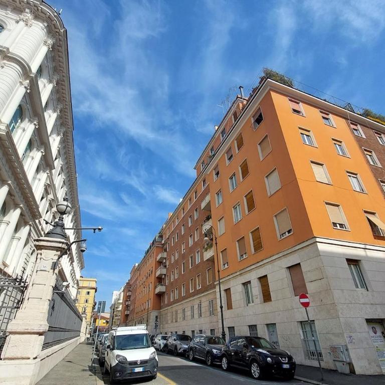 Warm, cozy apartment near the Colosseum - Appartamento con 1 Camera da Letto - 53