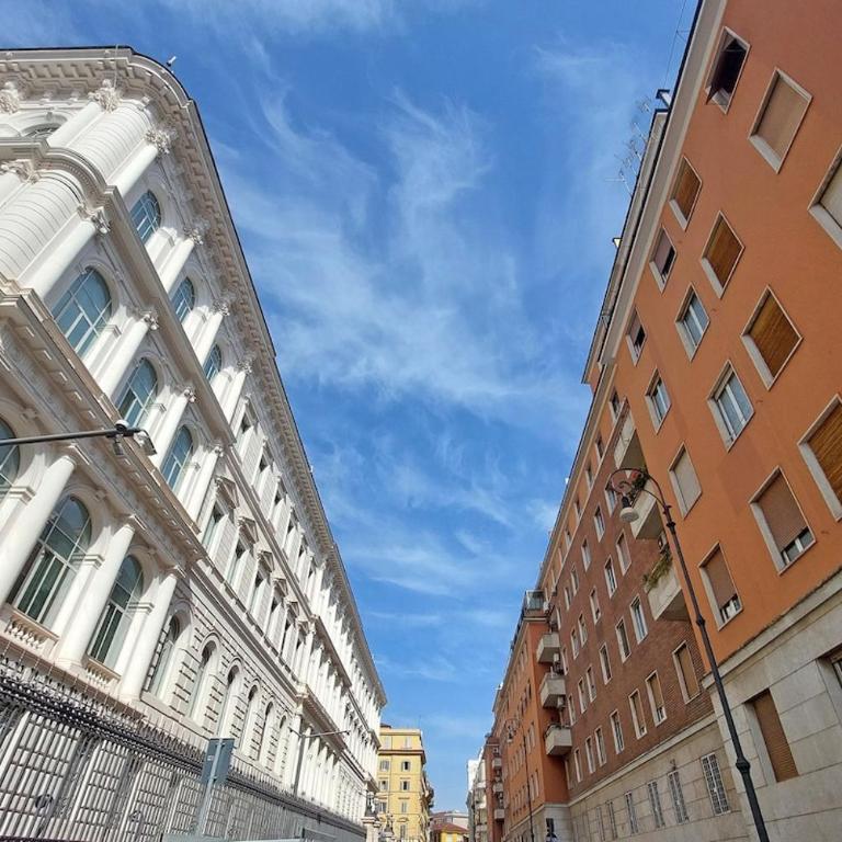 Warm, cozy apartment near the Colosseum - Appartamento con 1 Camera da Letto - 55