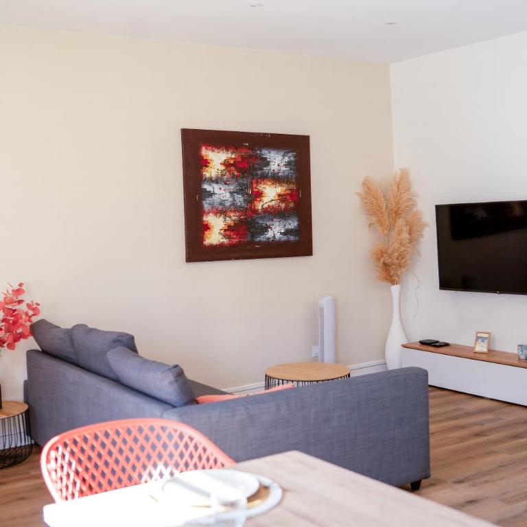 T3 centre ville 70 m2 avec terrasse - Appartement 2 Chambres - 27