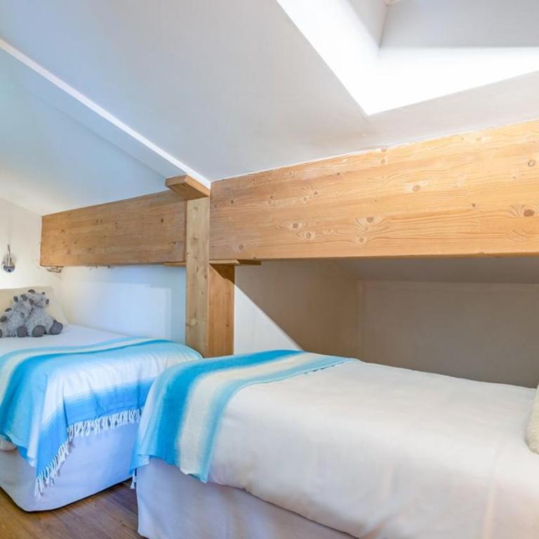 Résidence les Armaillis avec SPA - 4 étoiles - 10 personnes - ASAI210-12-2 - Appartement 4 Chambres avec Balcon - 4