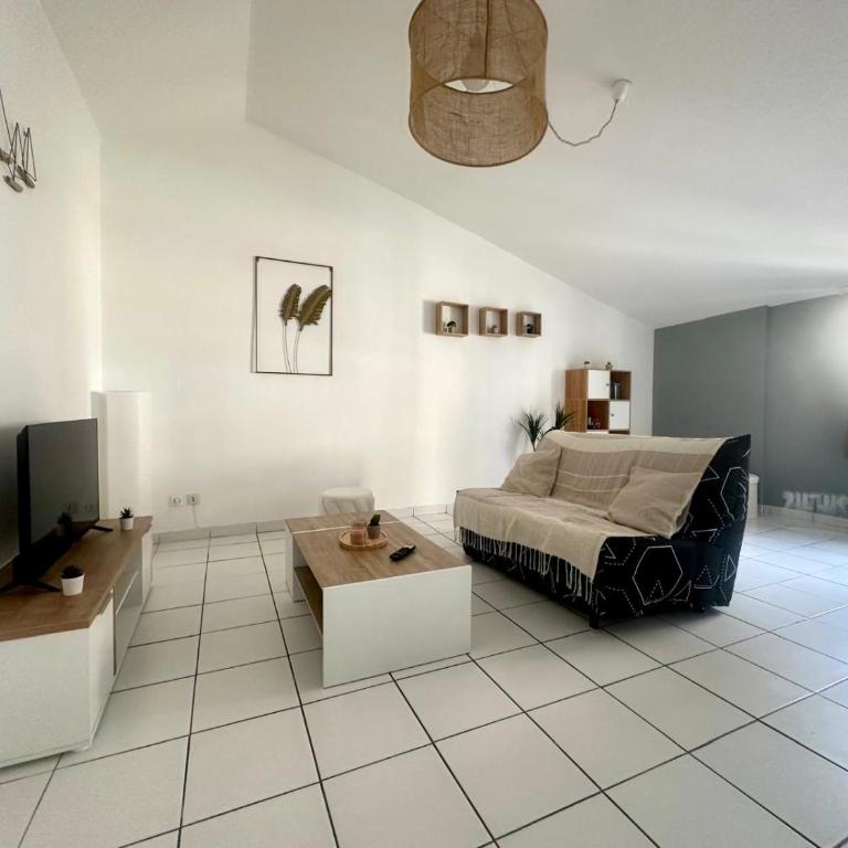 Cosy Appartement 45 m2 en cœur de ville, proche gare - Apartamento de 1 dormitorio - 8