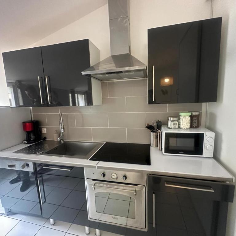 Cosy Appartement 45 m2 en cœur de ville, proche gare - Apartamento de 1 dormitorio - 11