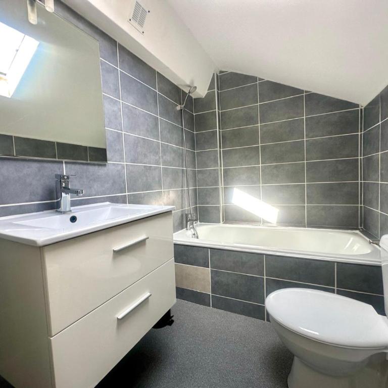 Cosy Appartement 45 m2 en cœur de ville, proche gare - Apartamento de 1 dormitorio - 7