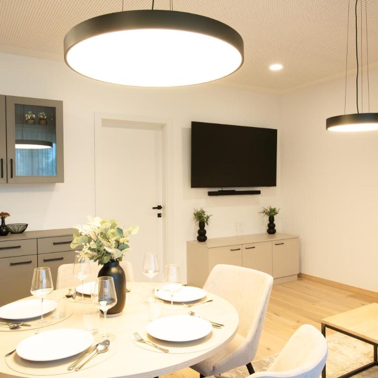 Frant Living - Graz Apartments - Apartment mit 2 Schlafzimmern und Balkon - 16