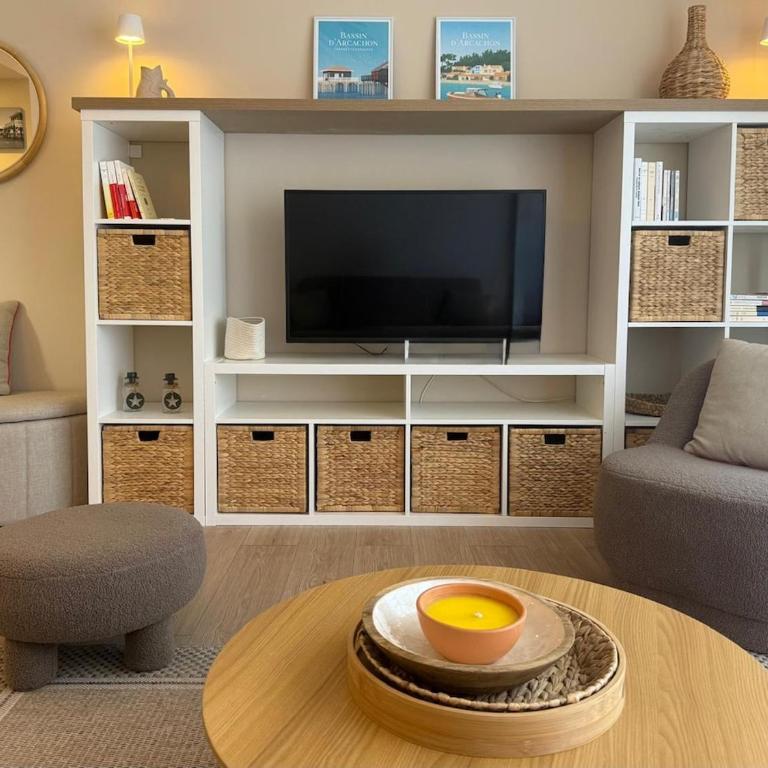 T2, 50 m beach, balcony with sea view - Appartement 1 Chambre avec Balcon - Vue sur l'Eau - 24