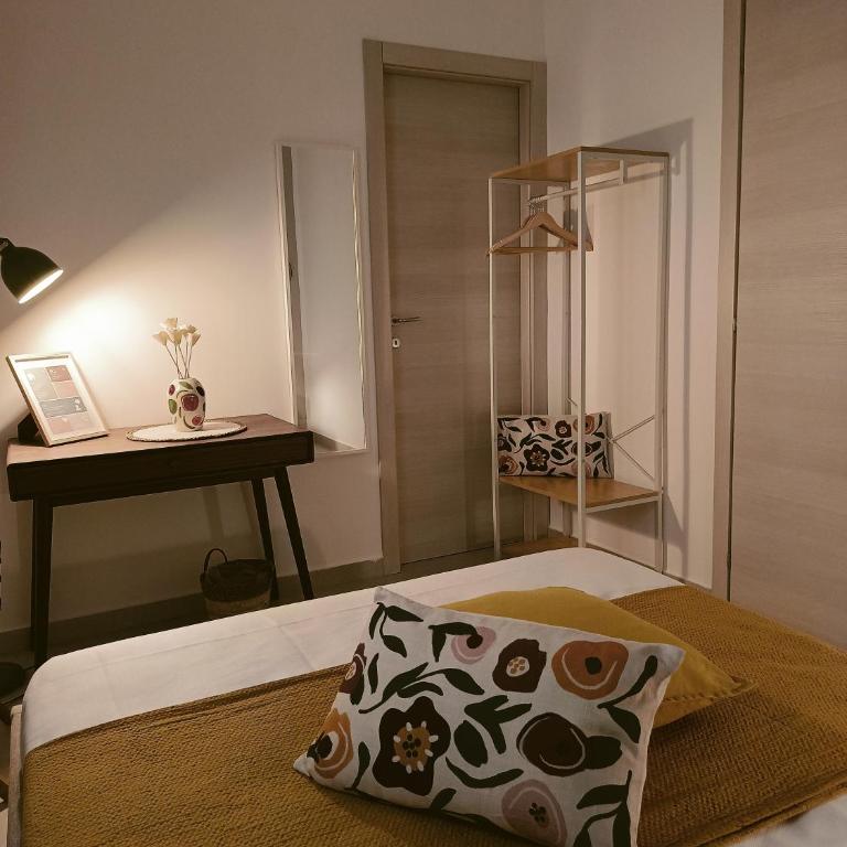 SulCorsoRooms - Single Room with Private Bathroom - 5