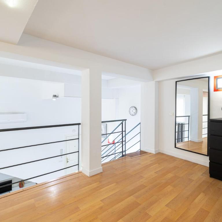 Amazing Apartments Malaga Center - Apartamento Dúplex - Sebastian Souvirón - 18