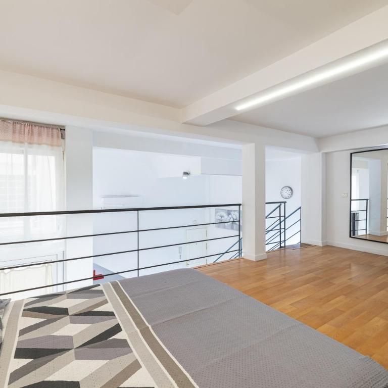 Amazing Apartments Malaga Center - Apartamento Dúplex - Sebastian Souvirón - 33