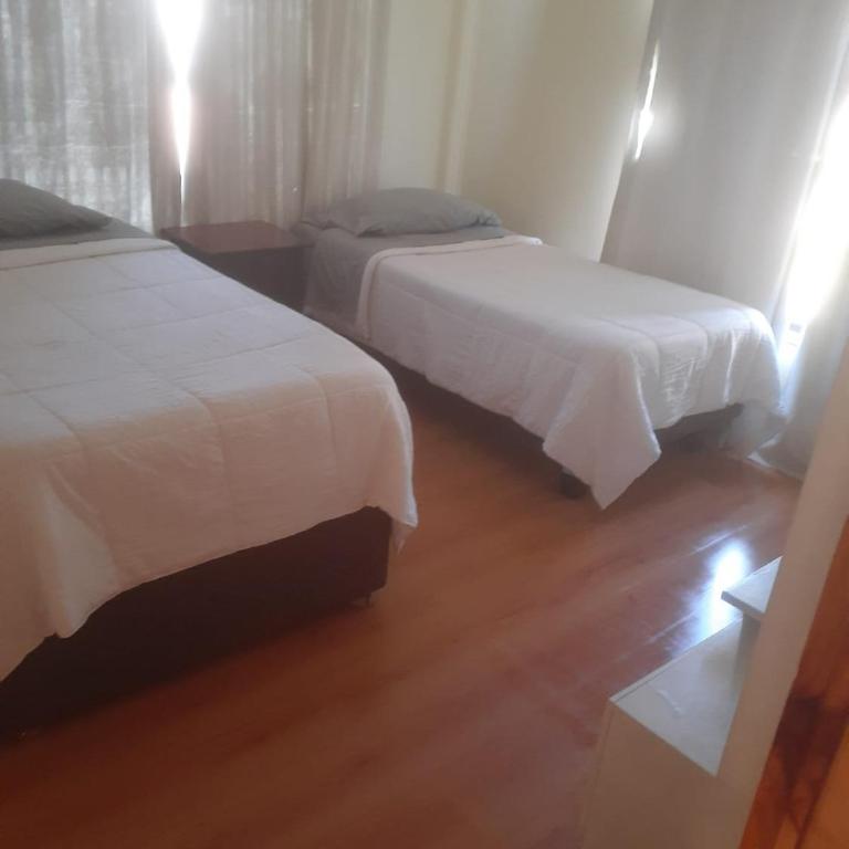 Casa en la playa con piscina - Five-Bedroom House - 12