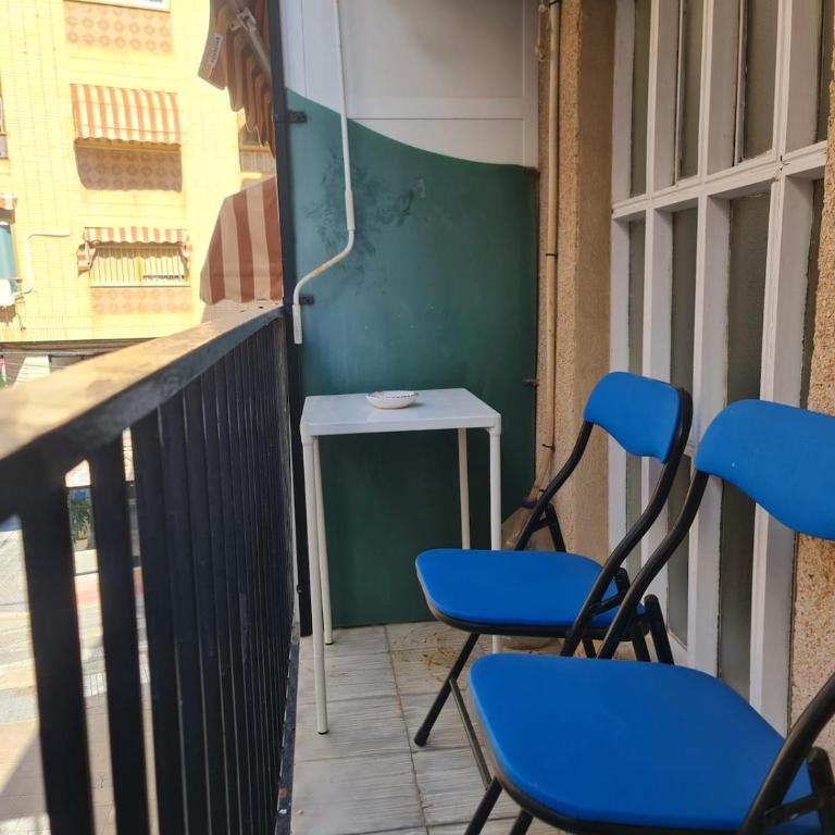 Piso cerca del castillo - Apartamento de 2 dormitorios con balcón - 25