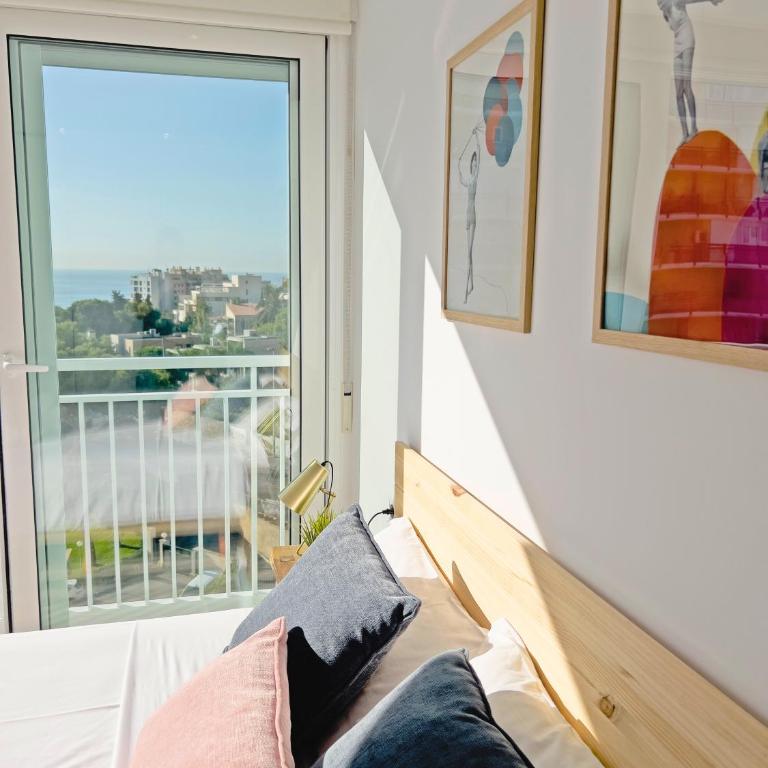 Loft Deluxe, Luminoso, Parking y Piscina - A 100 m del Mar AC - Three-Bedroom Apartment - 51