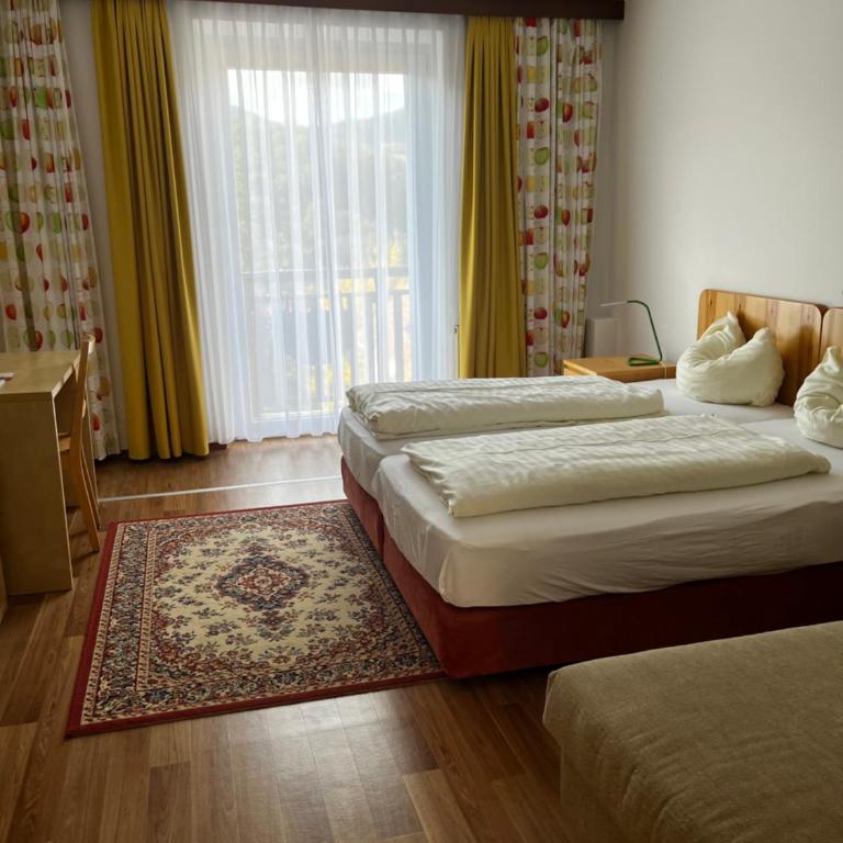 Apfelwirt - Doppel-/Zweibettzimmer mit Aussicht - 2