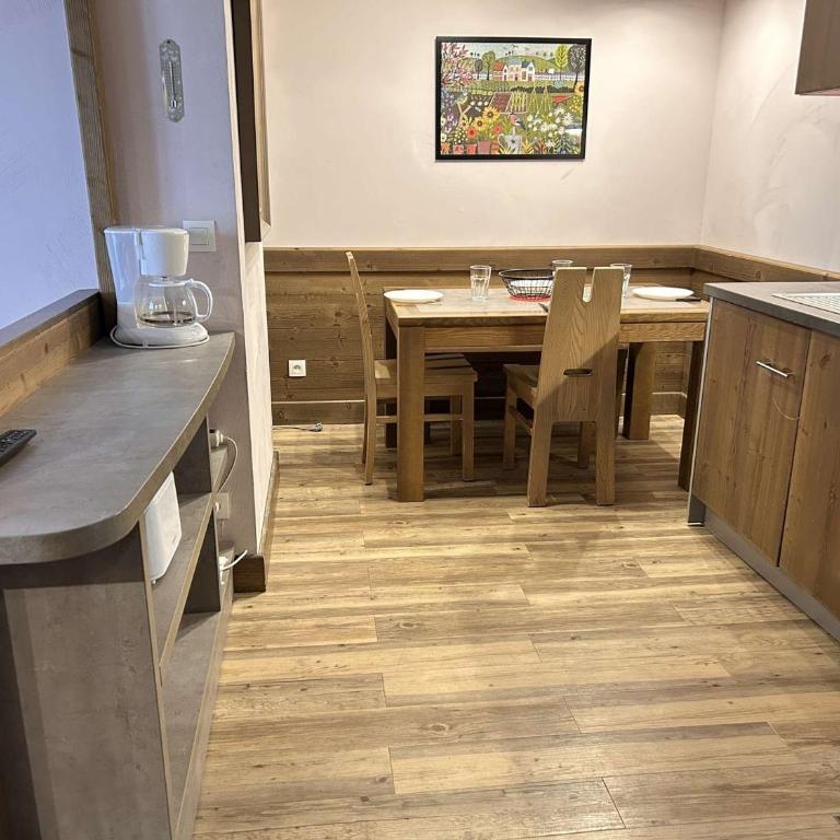 Appartement 2P cabine, 4 couchages, piscine, sauna, proche pistes – Risoul 1850 - Appartement 1 Chambre - 15