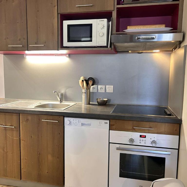 Appartement 2P cabine, 4 couchages, piscine, sauna, proche pistes – Risoul 1850 - Appartement 1 Chambre - 17