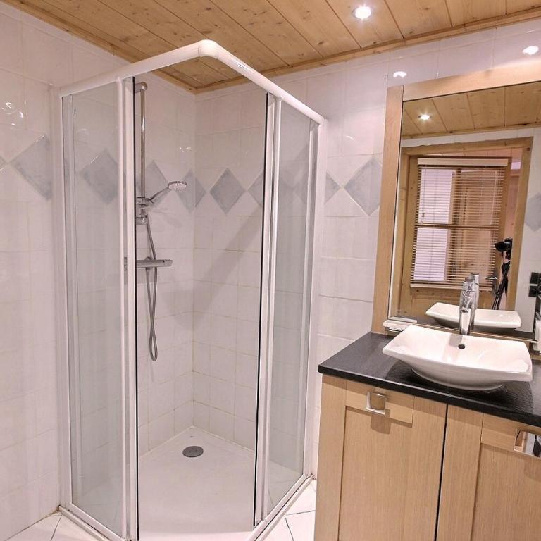 Appartement skis aux pieds pour 6 pers proche centre Vallandry, animaux admis - FR-1-411-918 - Appartement - 13