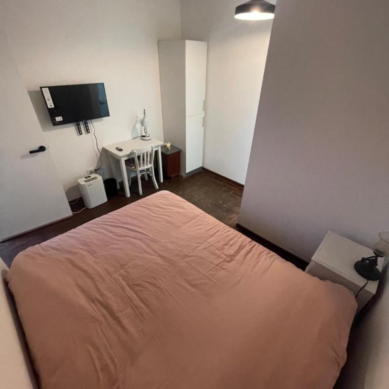 miraflores lighthouse 1 Block from the Beach and near to everything - Double Room with Private Bathroom - 10