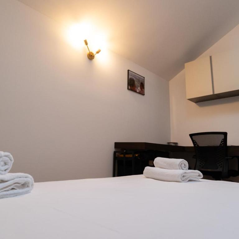 Da Matteo e Lorenza - tra stazione e centro - Appartamento con 2 Camere da Letto - 19