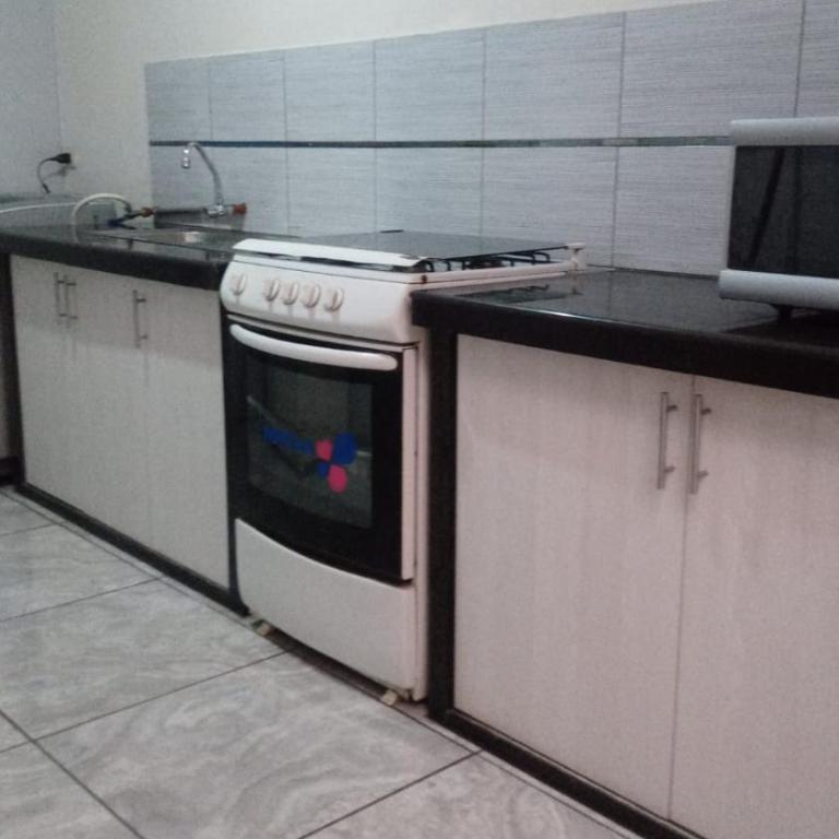 Comodo Apartamento en Tacna - Apartamento de 2 dormitorios - 3