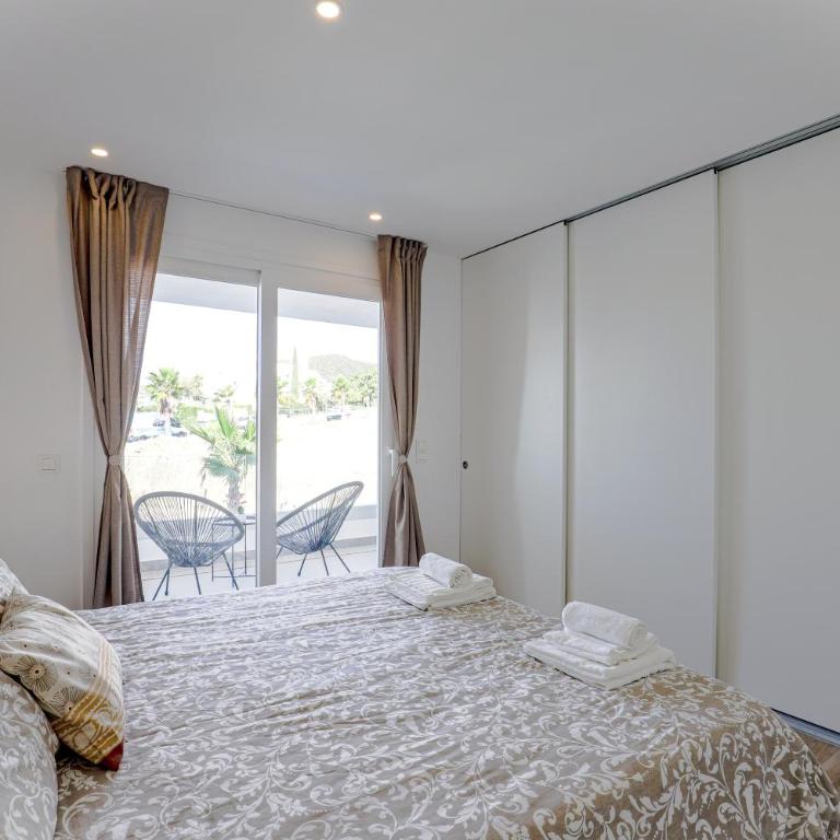 Couples Escape, Free Alcazaba Lagoon Access, Pool, Gym, Pets OK - Apartamento de 1 dormitorio - 20