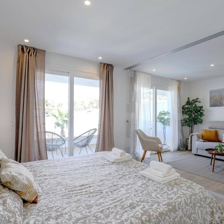 Couples Escape, Free Alcazaba Lagoon Access, Pool, Gym, Pets OK - Apartamento de 1 dormitorio - 19