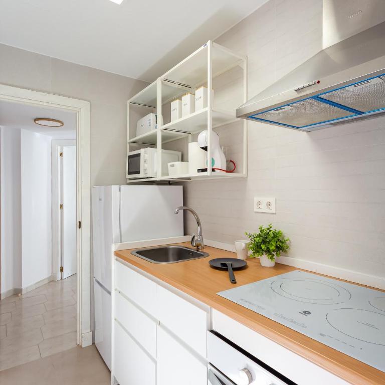 Bonito apartamento junto al mar - Apartamento de 1 dormitorio - 15