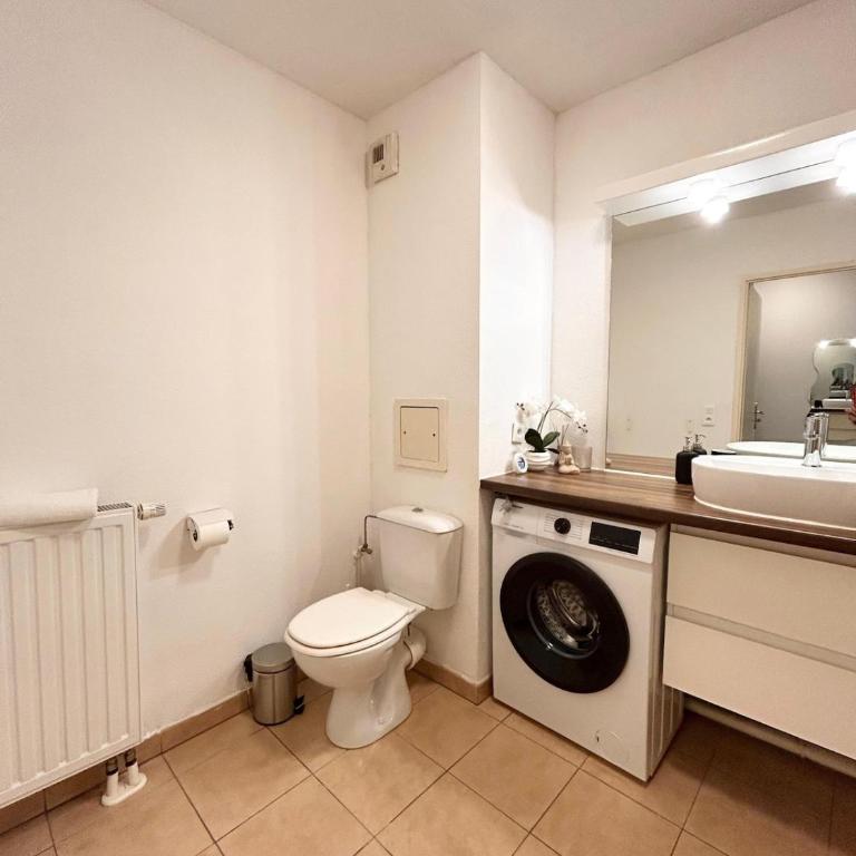 Logement 2 pièces cosy avec parking privé - Appartamento con 2 Camere da Letto - 17