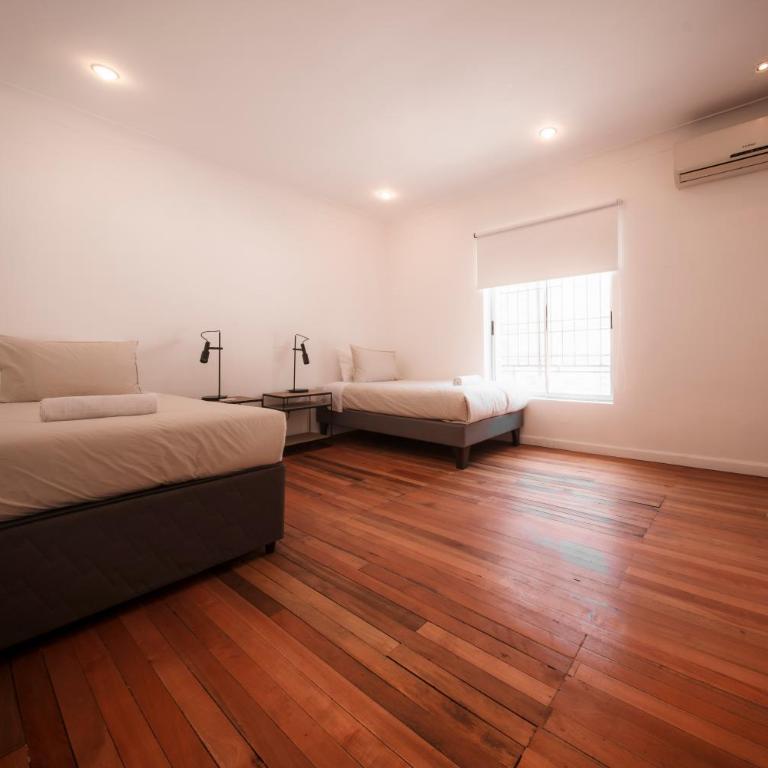 Casona Europa - Four-Bedroom Vacation Home - 23