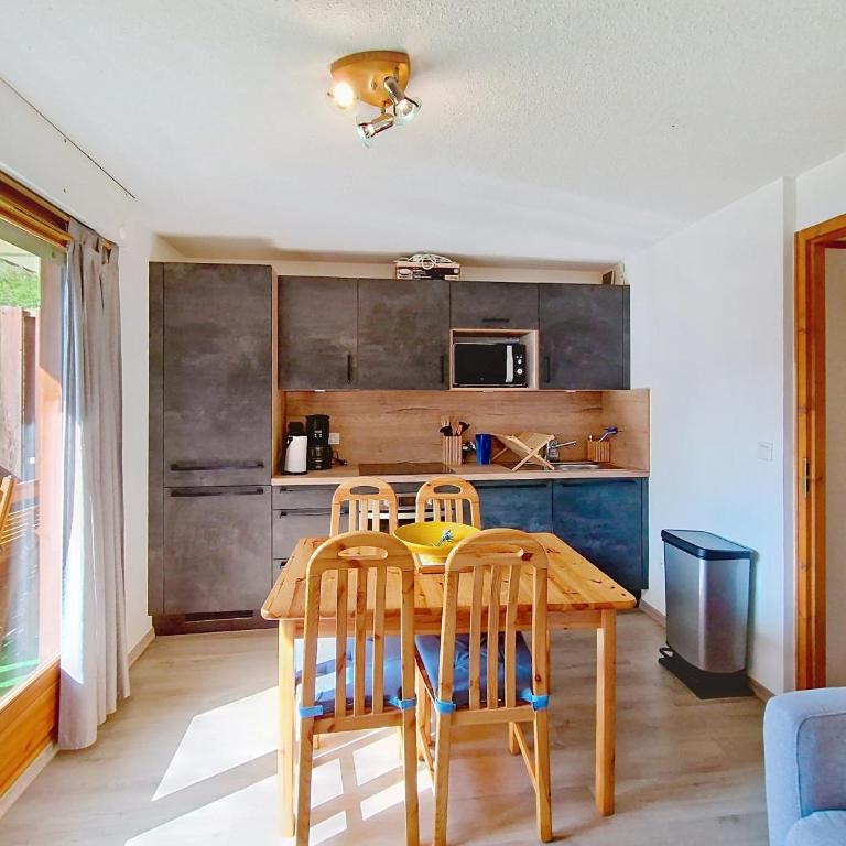 Amarillys AM9 TELECABINE & MOUNTAIN 4 pers - Appartement avec Balcon - 4