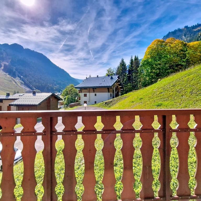 Amarillys AM9 TELECABINE & MOUNTAIN 4 pers - Appartement avec Balcon - 8