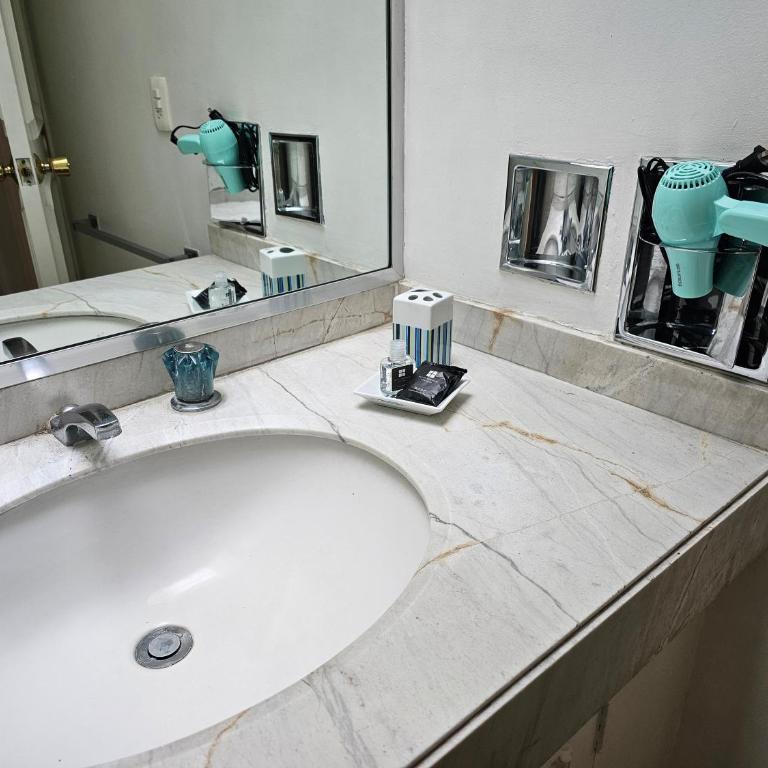 Casa Monasterio - Habitación Doble con baño privado - 7