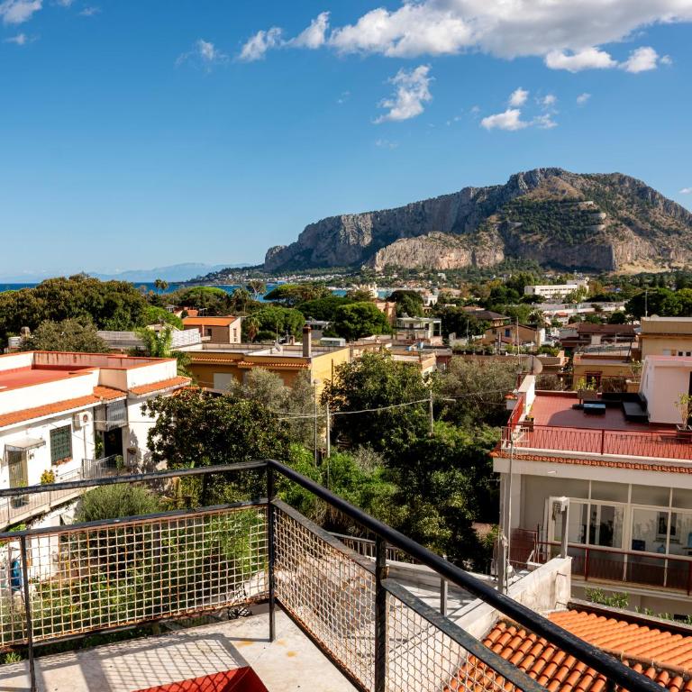 Villa Rosa Mondello - Villa - 1