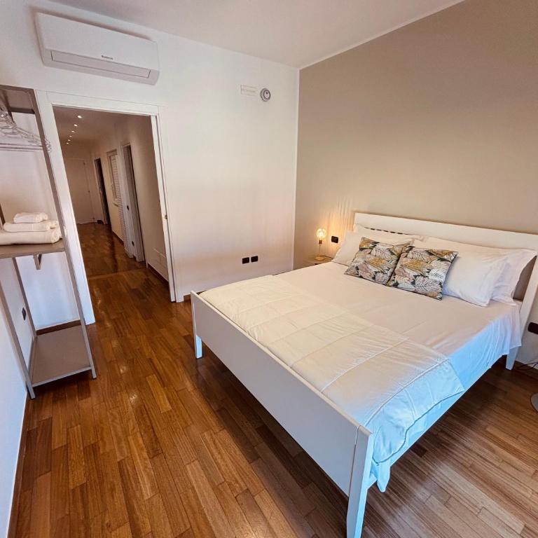Dadu 93 - Appartamento con 3 Camere da Letto e con Balcone - 17