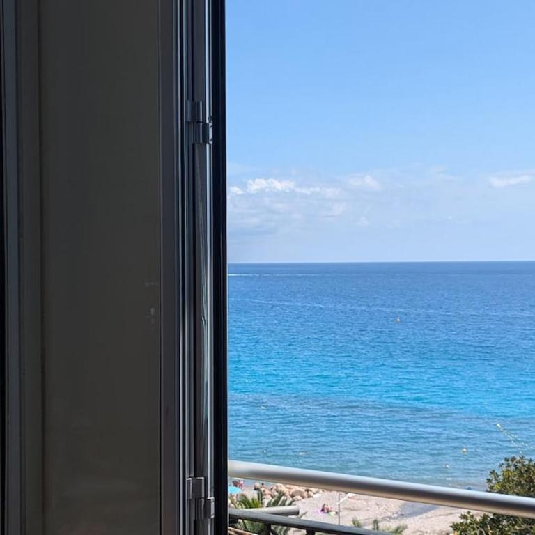 Stunning large 2 rooms apartment seafront - Appartement 1 Chambre - 13