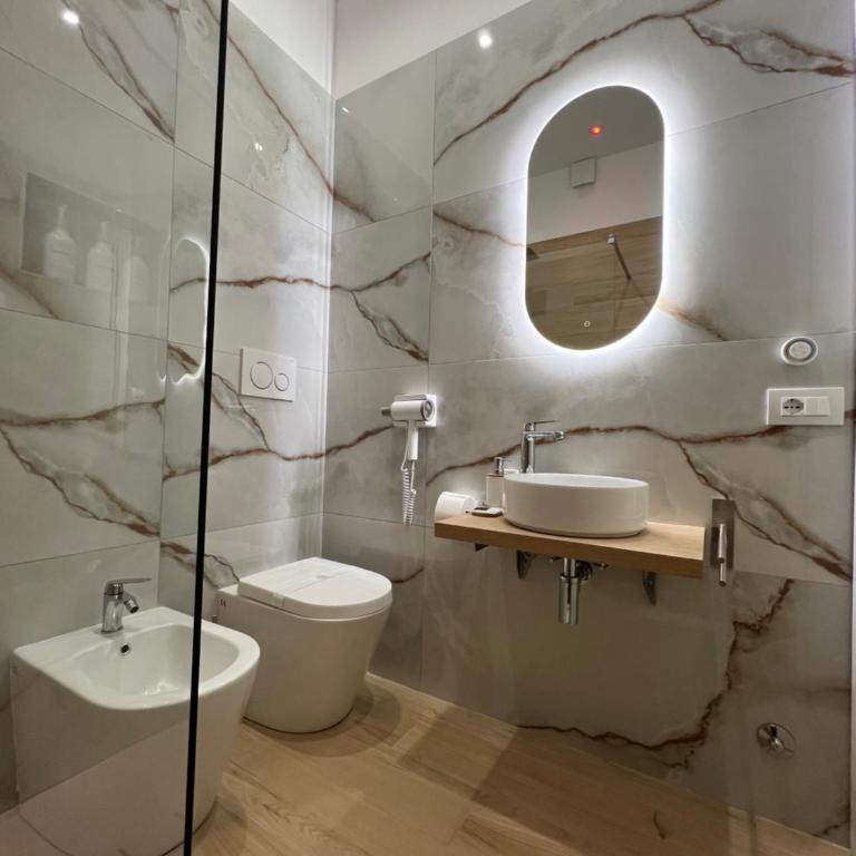 Gianvenuti House Rome - Metro A with Jacuzzi - Appartamento con 1 Camera da Letto - 8