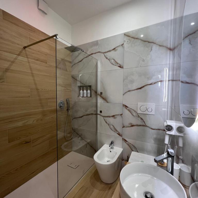 Gianvenuti House Rome - Metro A with Jacuzzi - Appartamento con 1 Camera da Letto - 7
