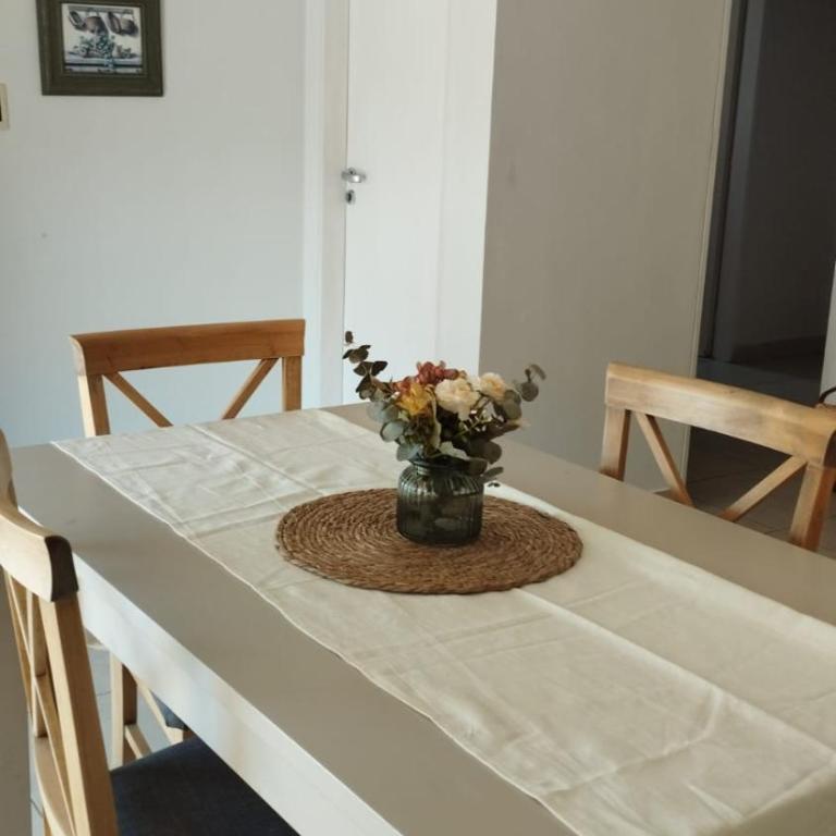 Como en casa - Two-Bedroom Apartment - 8
